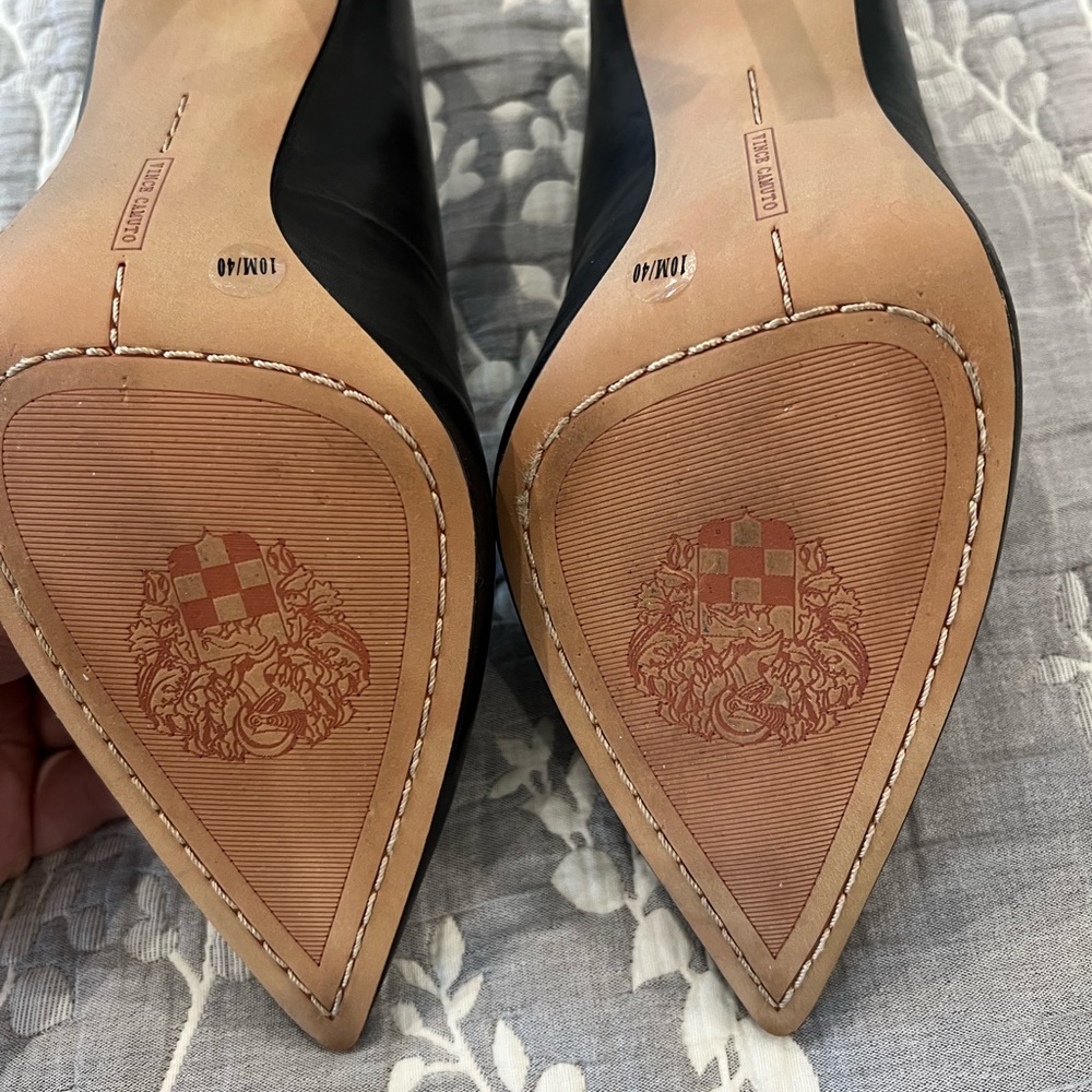 Shoes/ Heels/ Pumps, brand Vince Camuto, size 10, color black - Picture 4 of 15